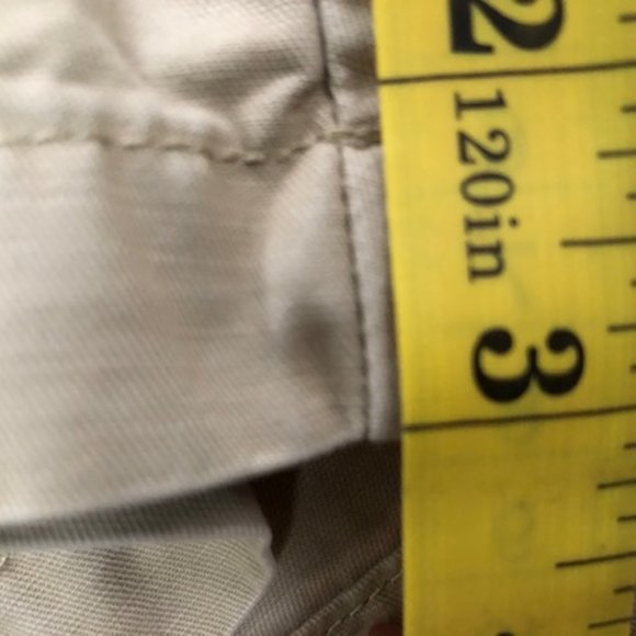 Gap City Shorts 3 inch drop Tan Size 06 - Picture 2 of 4